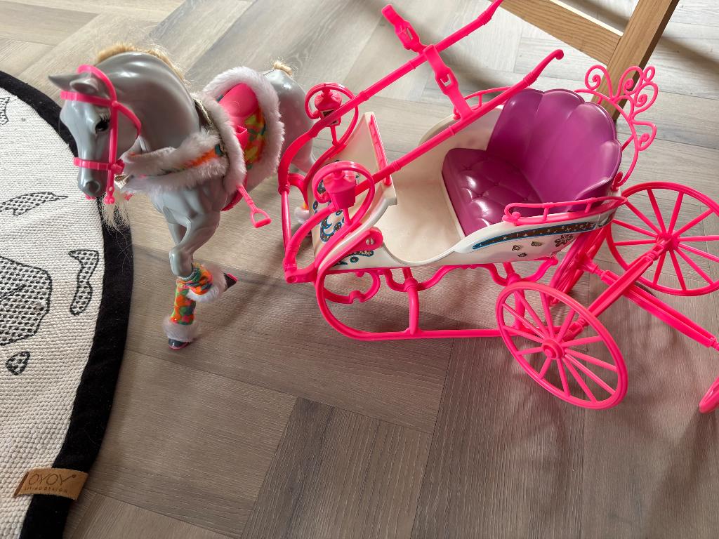 Barbie koets met paard, Ophalen, Gebruikt, Barbie