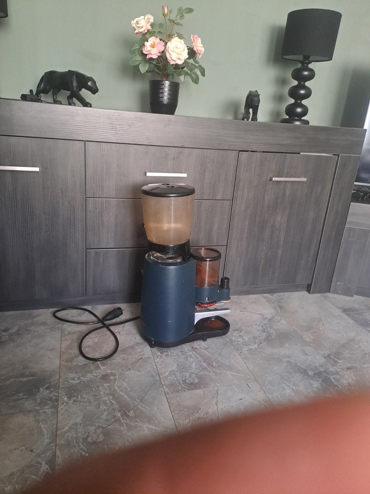Faema Koffiemolen - Professionele Kwaliteit, Witgoed en Apparatuur, Ophalen of Verzenden, Gebruikt, Overige modellen, Koffiebonen