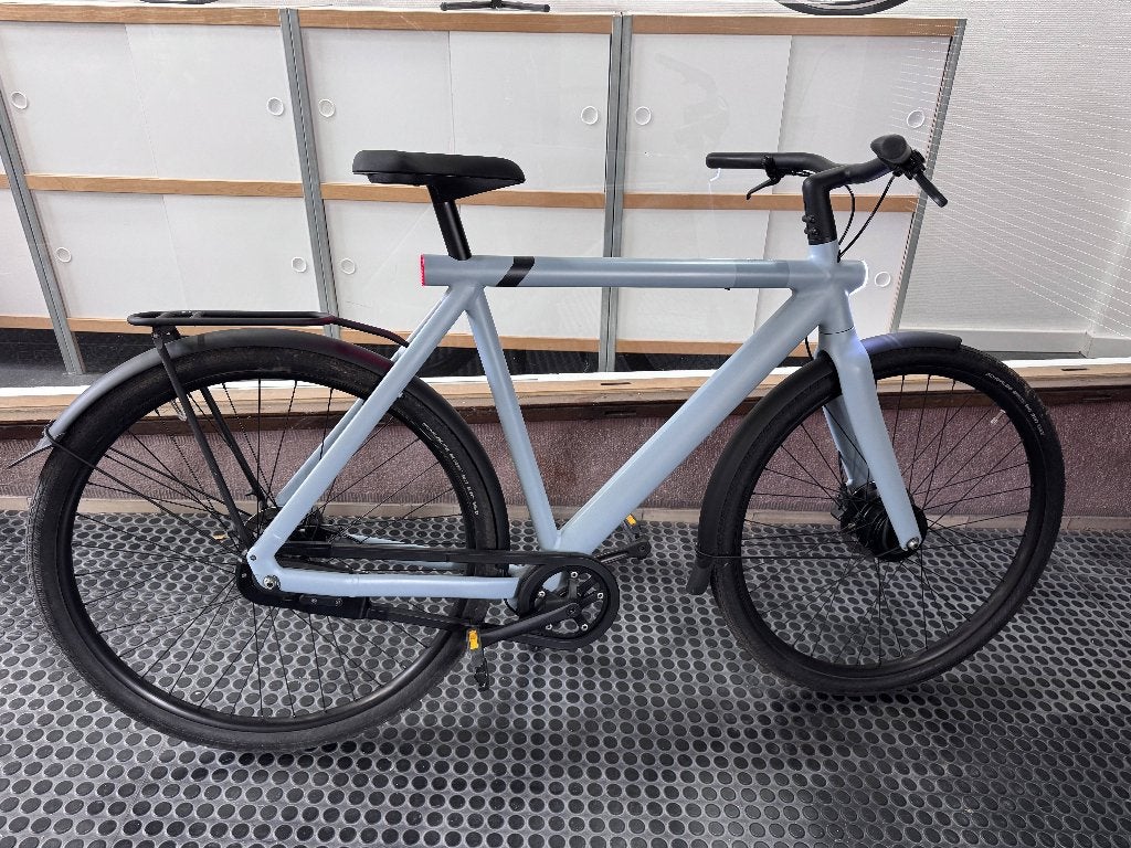 Foto 2 van VanMoof S3 slechts 1000KM lightblue top staat apple find my