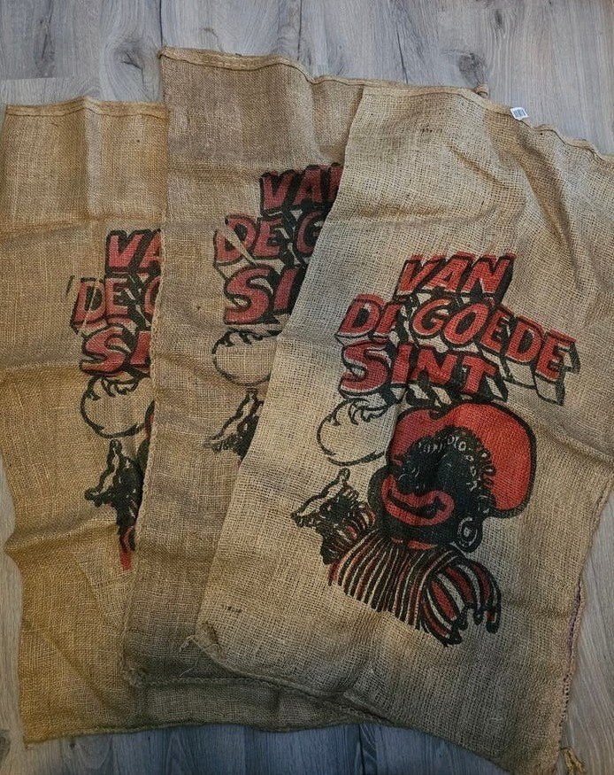 5 grote en 2 kleine originele zwarte Piet en sint jute zakke, Ophalen of Verzenden, Gebruikt