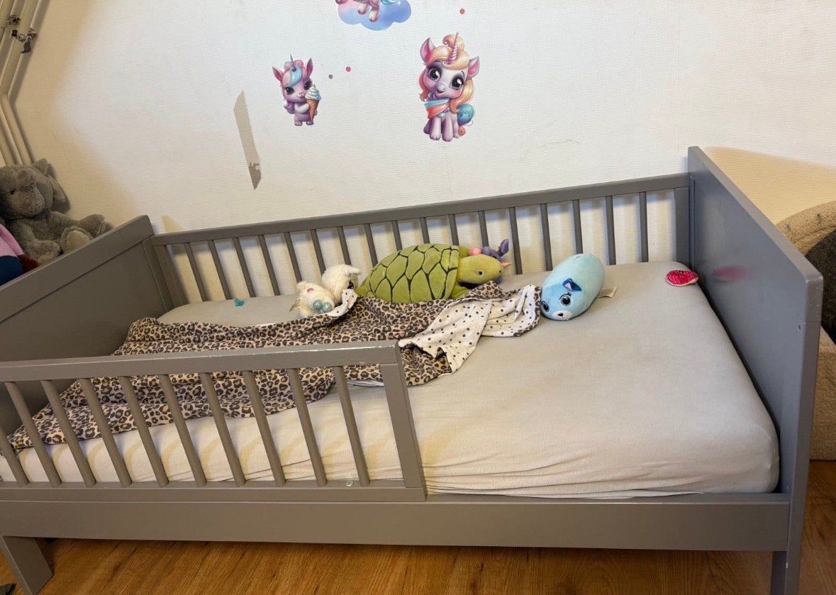 Peuterbed exclusief matras, Ophalen, Zo goed als nieuw, 140 tot 160 cm, 70 tot 85 cm