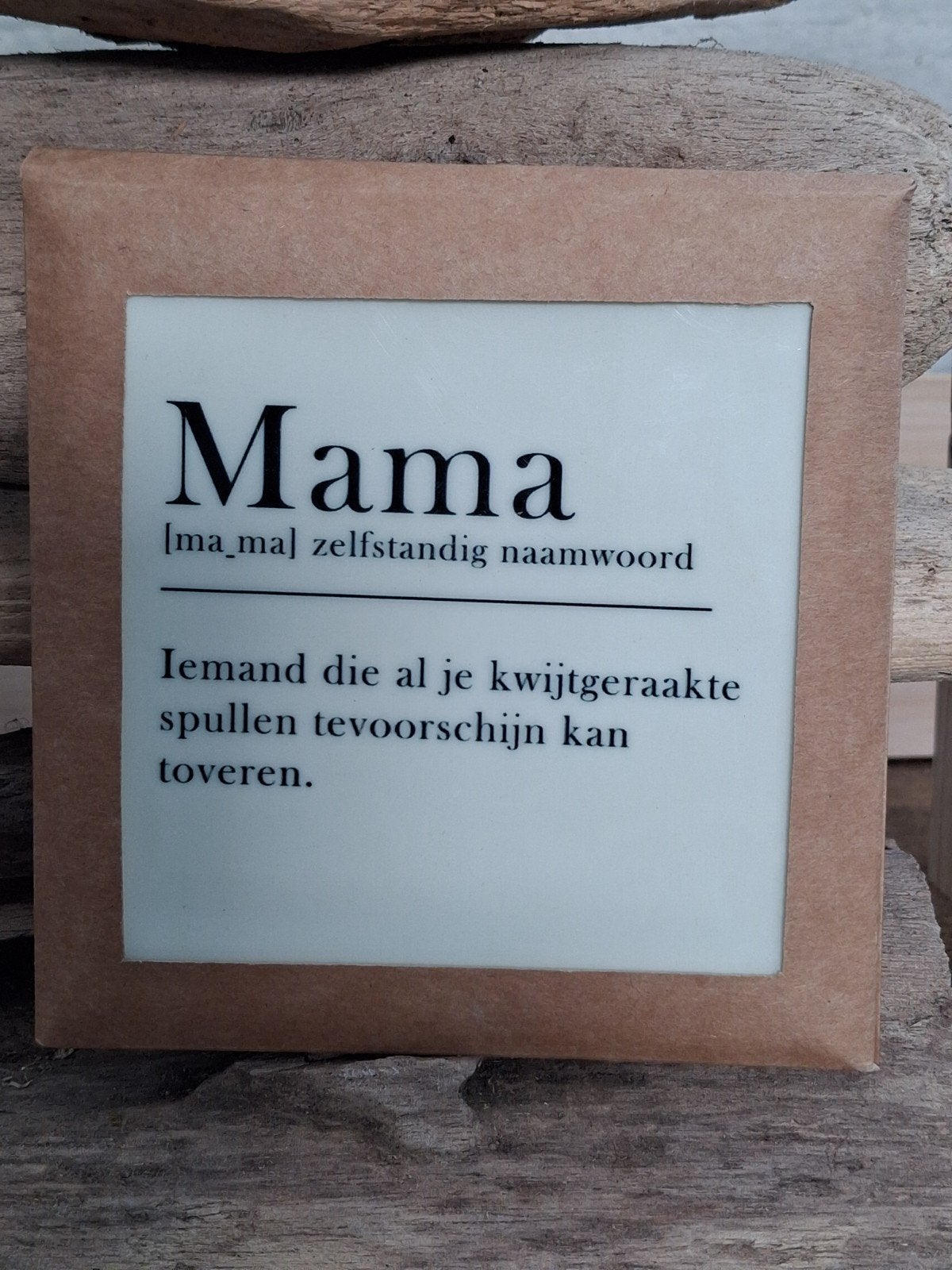 Tegeltje Mama iemand die al je kwijtgeraakte  spullen, Verzenden