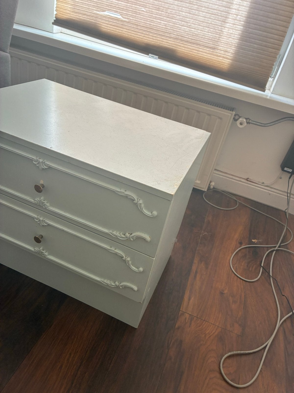 GRATIS nachtkastje, Huis en Inrichting, Slaapkamer | Nachtkastjes, Ophalen, Minder dan 45 cm