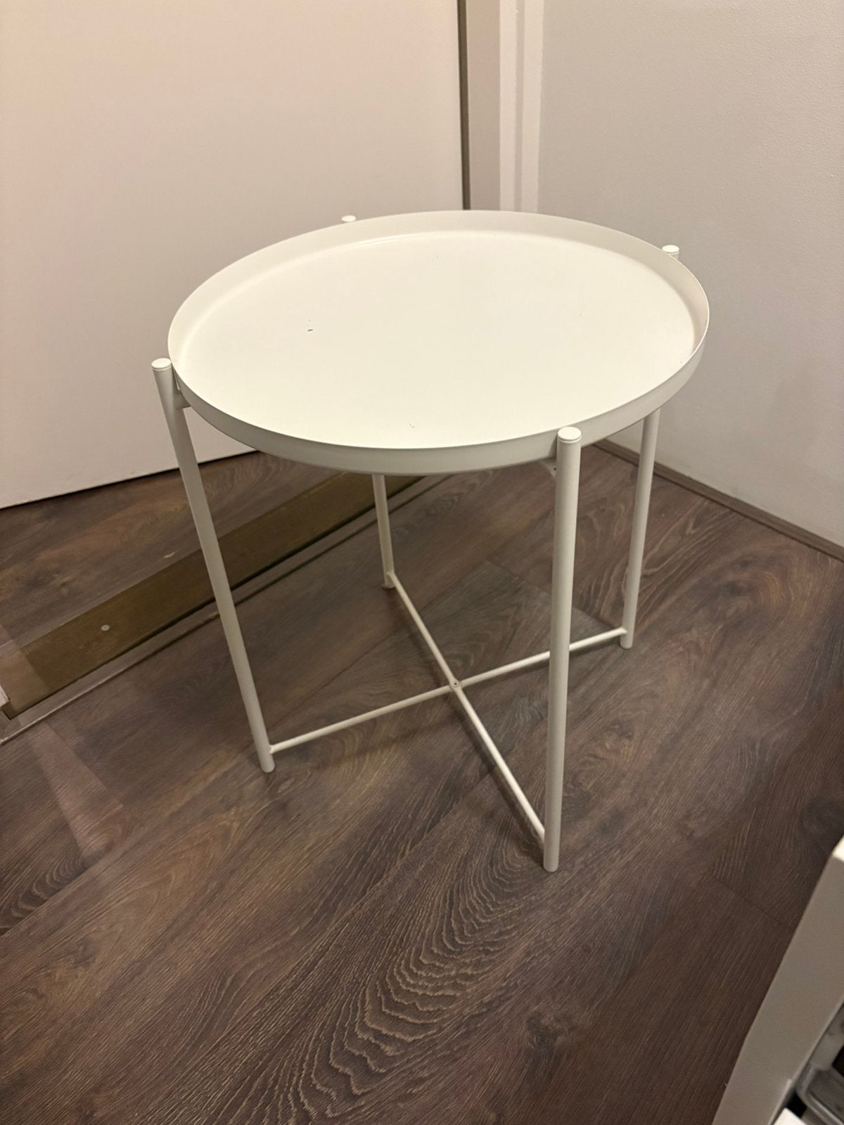 Witte ronde metalen salontafel/White Round Coffee Table, Huis en Inrichting, Ophalen of Verzenden, Zo goed als nieuw, Rond