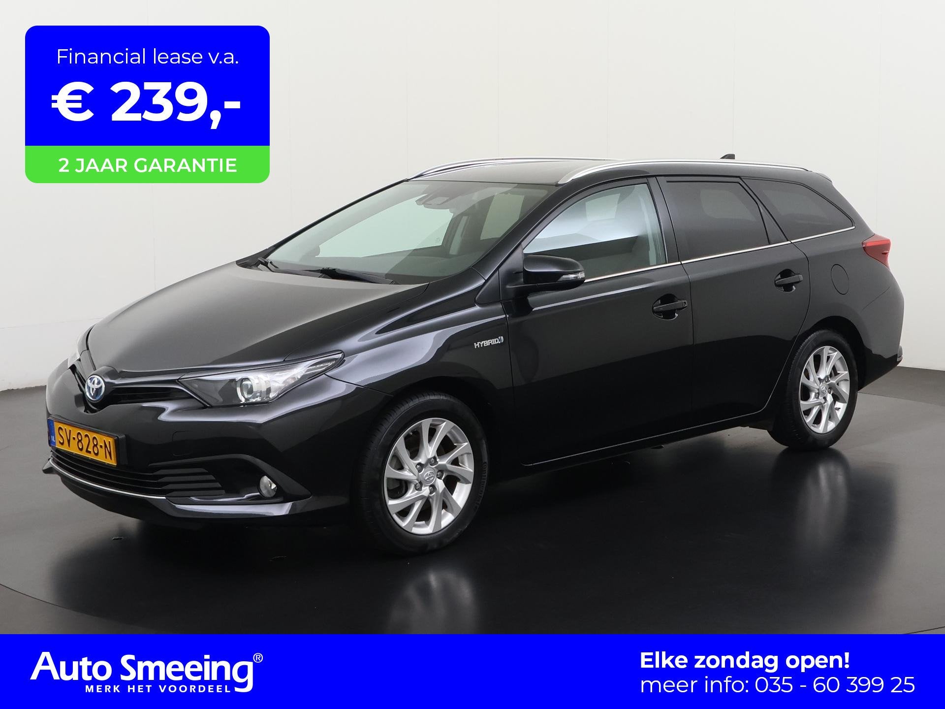 Toyota Auris Touring Sports 1.8 Hybrid Energy Plus | 34.000k, Auto's, Gebruikt, Euro 6, Zwart, Hybride Elektrisch/Benzine