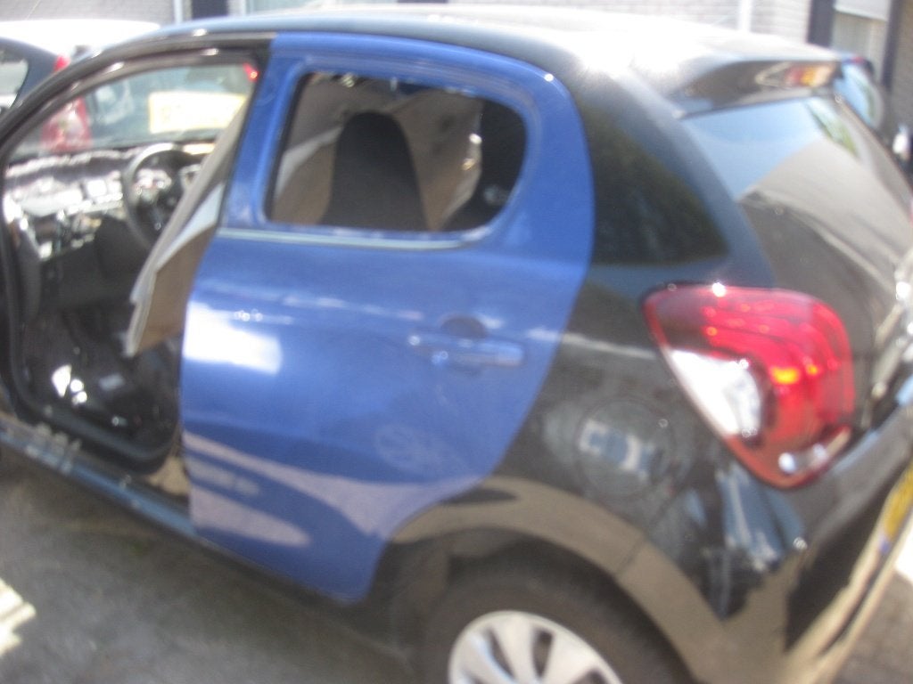 linker achter deur, citroen c1 of peugeot 108, Auto-onderdelen, Ophalen of Verzenden, Achter, Citroën, Bumper