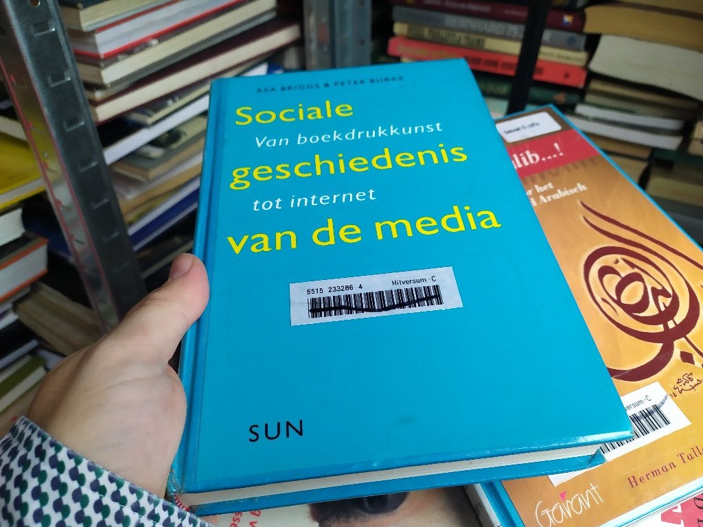 Sociale geschiedenis van media - Van boekdrukkunst tot..., Ophalen of Verzenden, Gelezen, Media