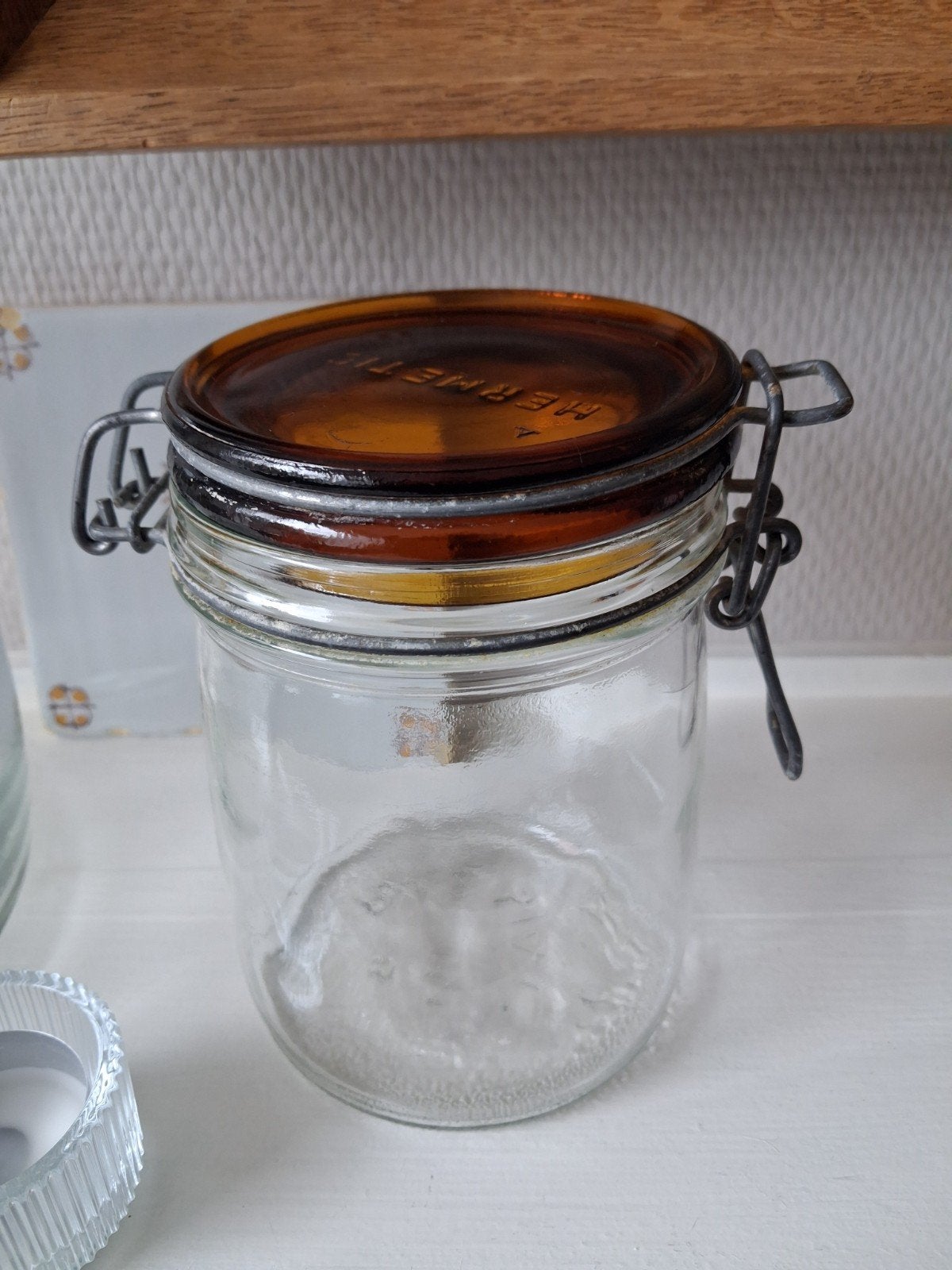 oude weckpot met bruin glazen deksel, Italy, Ophalen of Verzenden