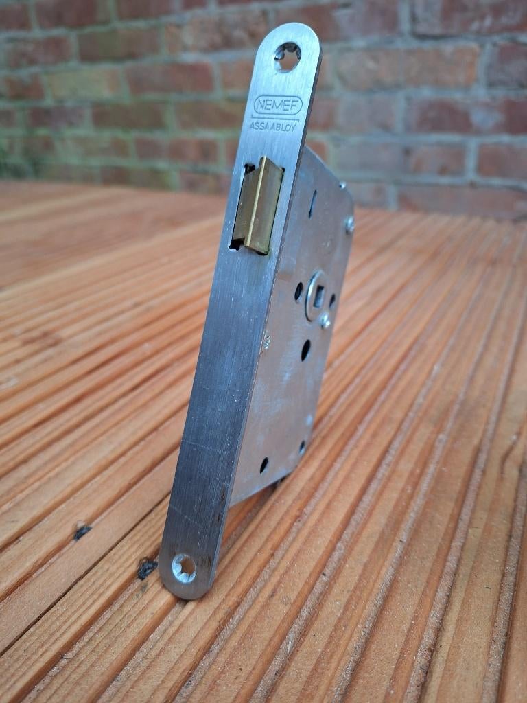 Loopslot - Nemef ASSA ABLOY, Doe-het-zelf en Verbouw, Hang- en Sluitwerk, Ophalen of Verzenden, Zo goed als nieuw, Slot