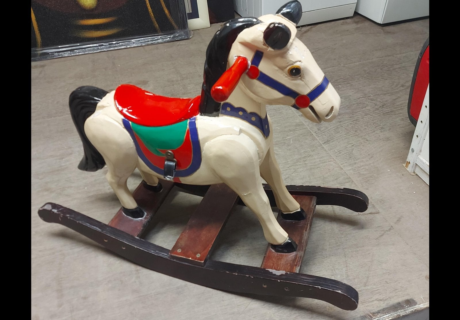 ANTIEK HOUTEN HOBBELPAARD, Ophalen