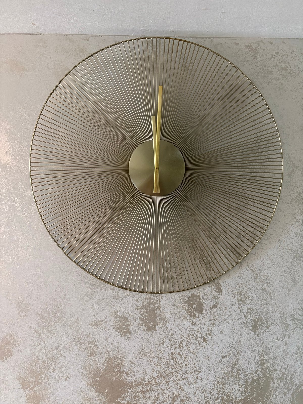 Richmond Interiors Wandklok Audrey Goud 90cm - Zo goed als n, Ophalen, Goud, Wandklok, Analoog