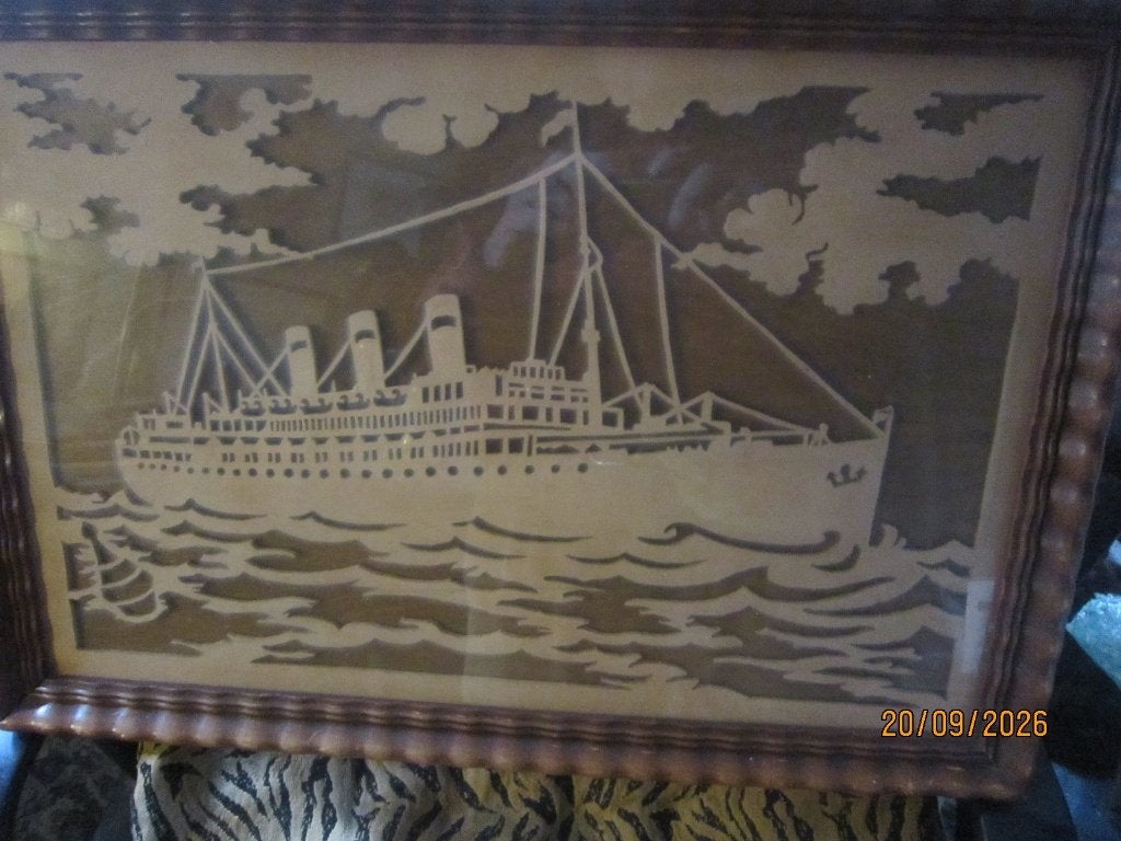 Heel mooi Uitgezaagd Fantasie schip in mooie staat, Ophalen of Verzenden, Zo goed als nieuw, Overige onderwerpen