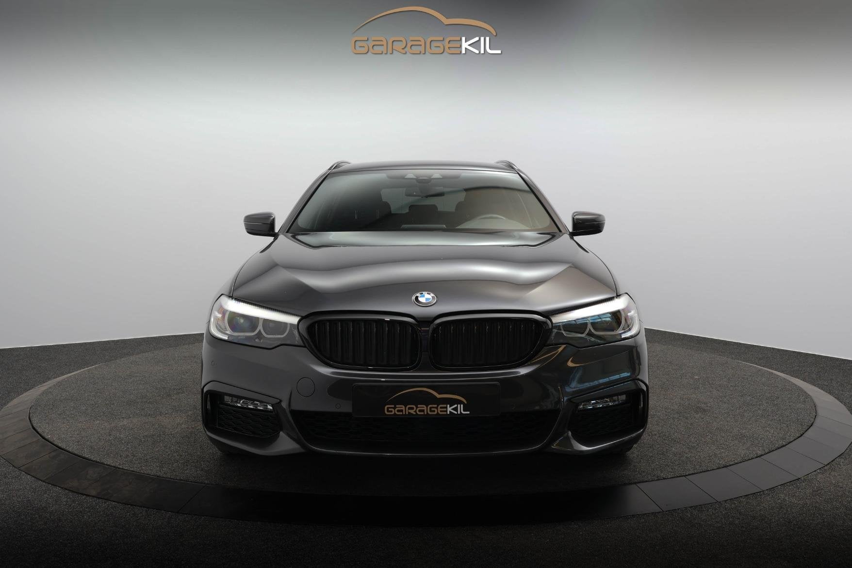 BMW 5-serie Touring 520i High Executive M-Sport M-Sport / Sp, Auto's, Automaat, 1998 cc, Gebruikt, Euro 6
