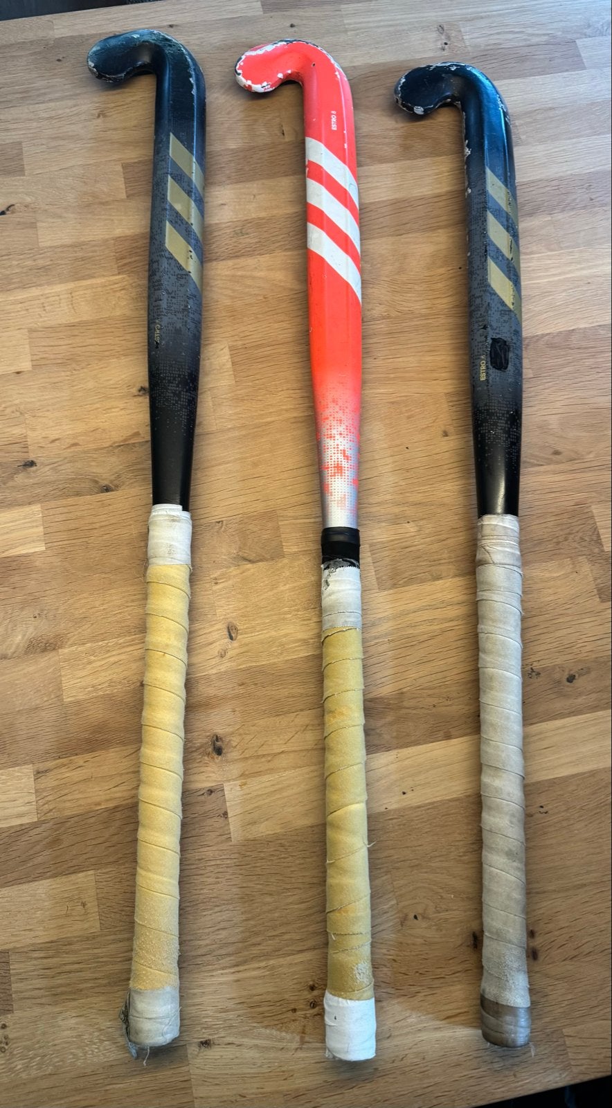 Adidas Hockeysticks Kinderen 8-10 jaar - Diverse kleuren, Sport en Fitness, Hockey, Ophalen of Verzenden, Gebruikt, Stick