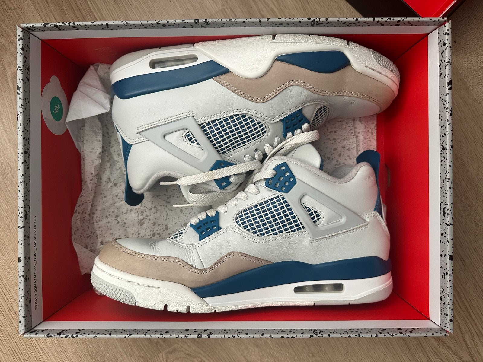 Nike Air Jordan 4 Retro - Off White/Military Blue 43, Kleding | Heren, Schoenen, Ophalen of Verzenden, Zo goed als nieuw, Blauw