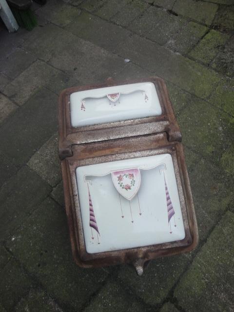 kolenbak geemailleerd gietijzer, Ophalen