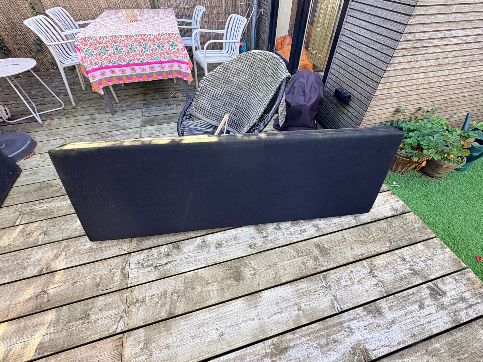 2 goede tuinkussens, schoongemaakt op te halen, Ophalen, Zo goed als nieuw, Bank, 4 zitplaatsen