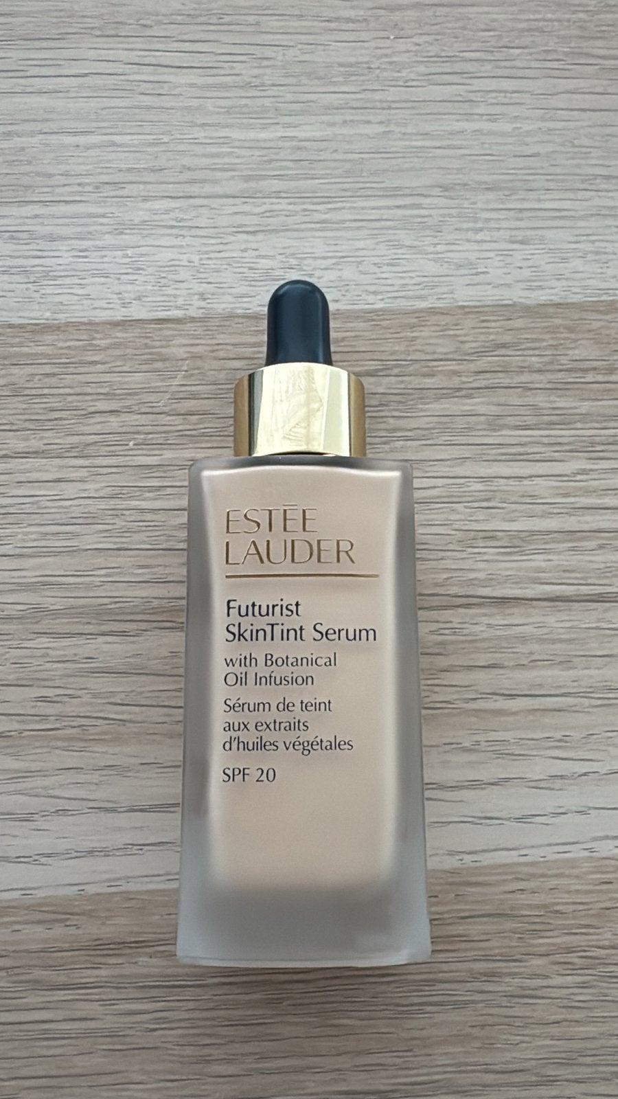 Estee lauder serum foundation 1w1, Ophalen of Verzenden, Zo goed als nieuw, Gehele gezicht, Camouflage