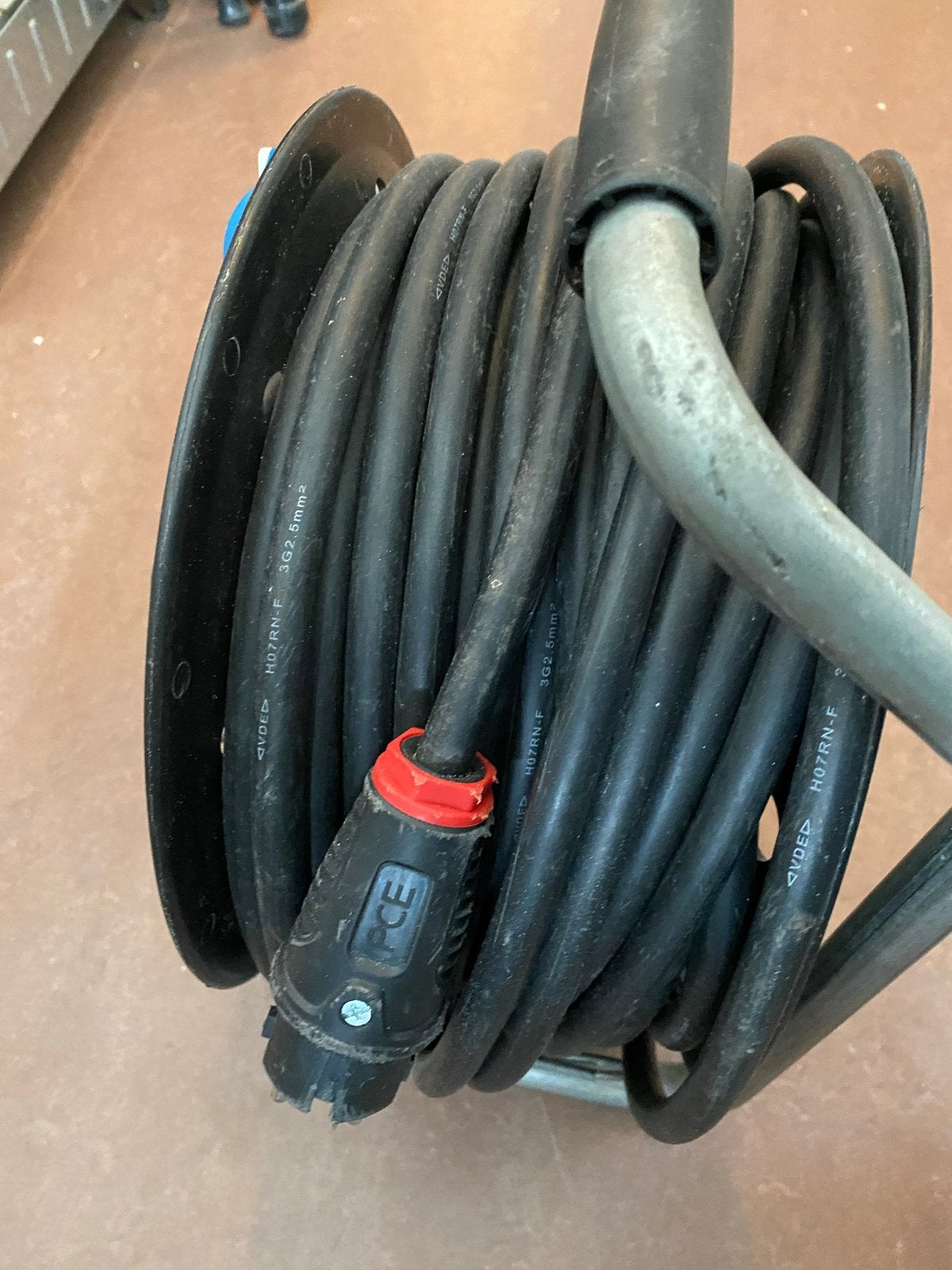 Kabelhaspel Uni-Elektra 33m H07RN-F 3G2,5 3500 watt!, Ophalen of Verzenden, Gebruikt, Overige merken, Kabelhaspel