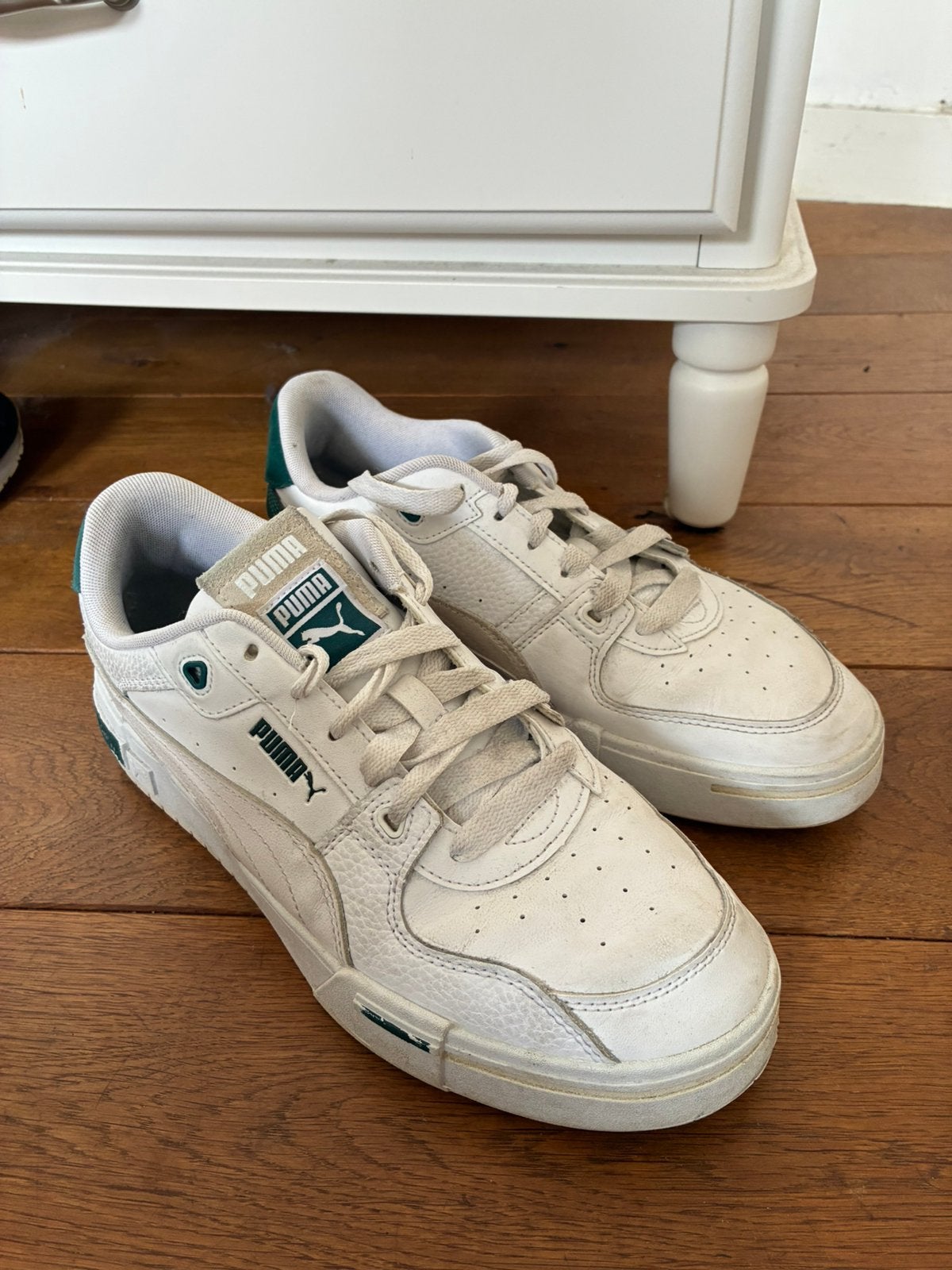 Shoes Puma 43, Kleding | Heren, Wit, Zo goed als nieuw, Ophalen, Slippers