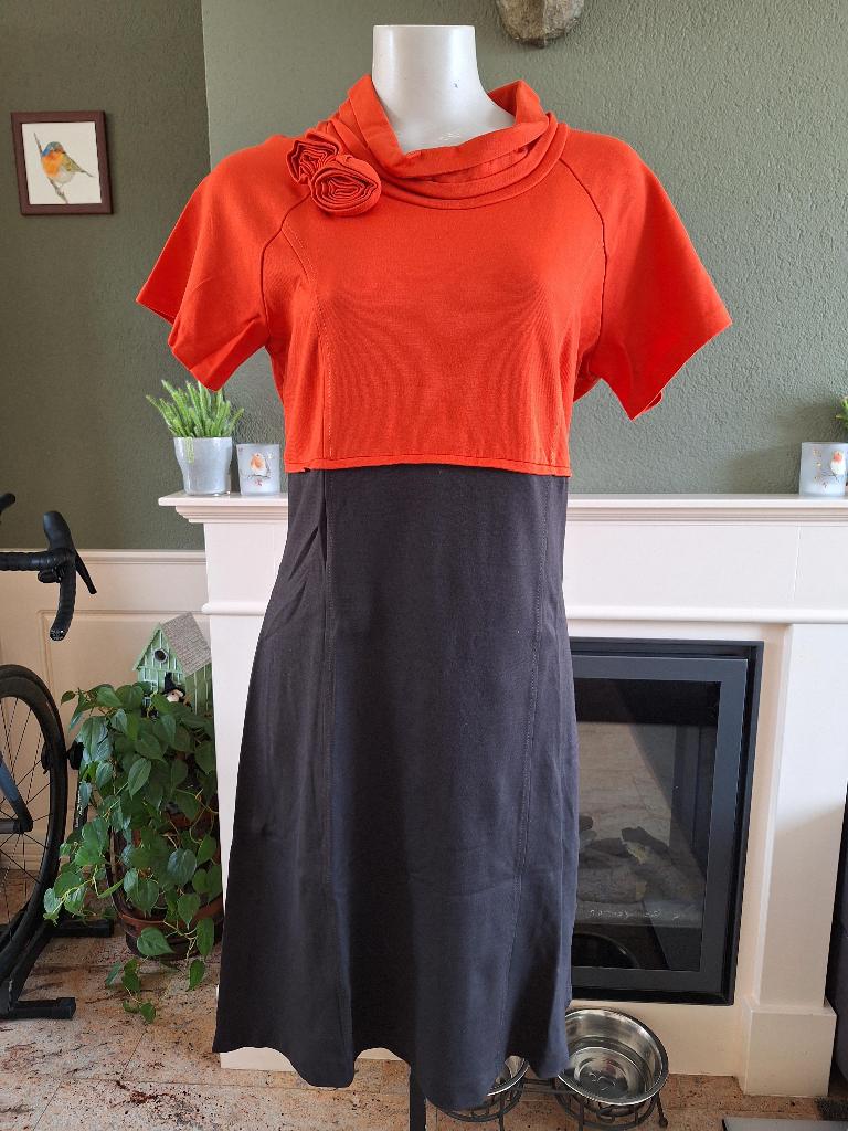 Atmos Fashion oranje bruine jurk 42 44 L, Kleding | Dames, Jurken, Verzenden, Maat 42/44 (L), Oranje, Zo goed als nieuw