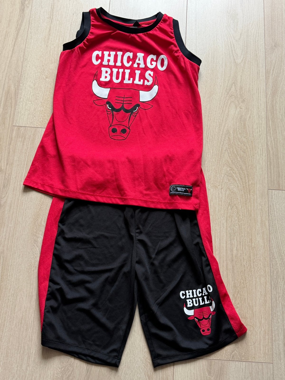 Chicago bulls basketbal tenue maat 170, Ophalen of Verzenden, Zo goed als nieuw