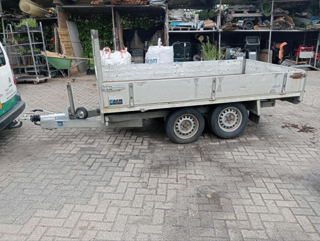 Sallas aanhangwagen kipper electrisch kiepen, Ophalen