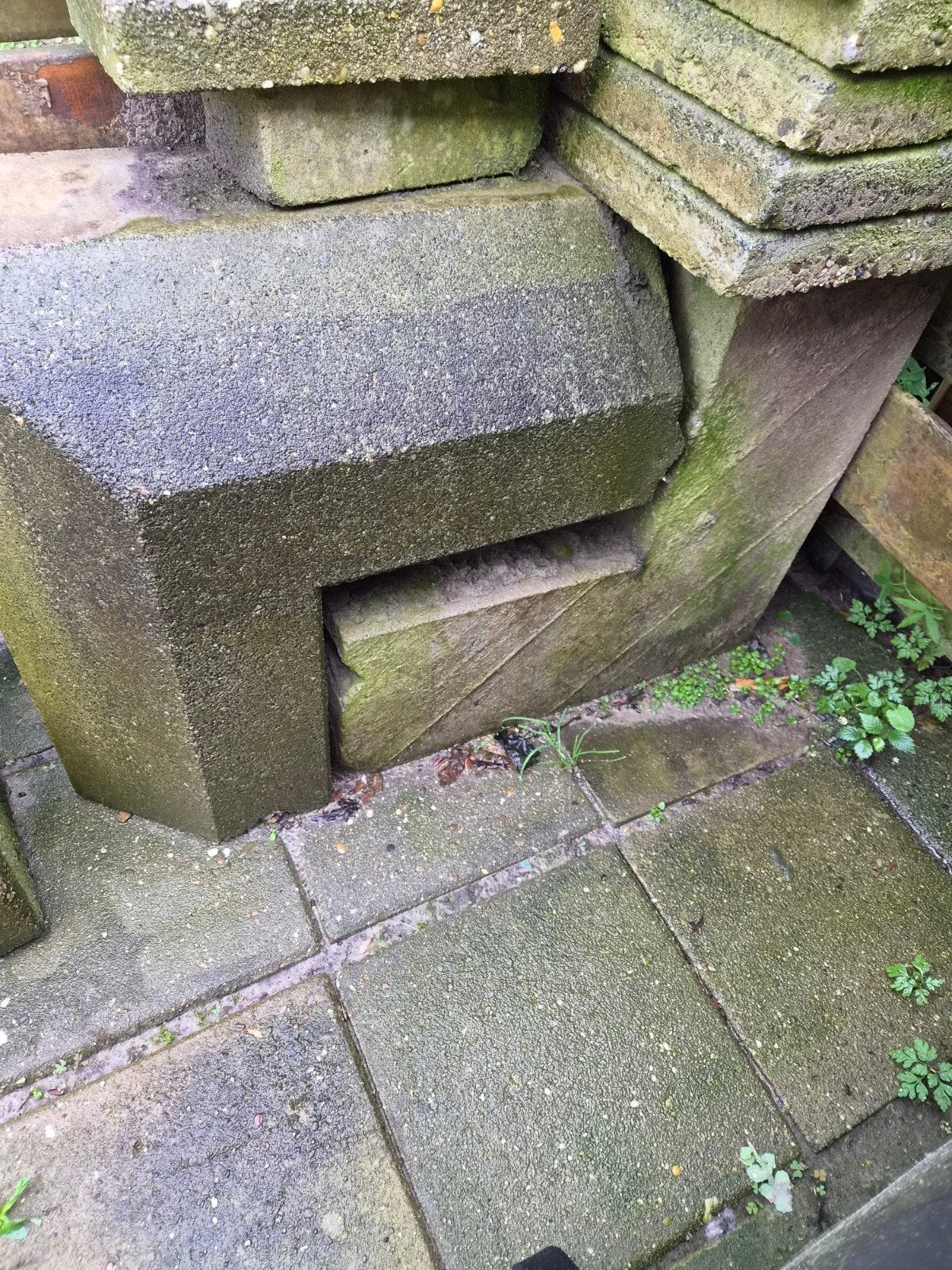 2 hoekstukken 90 graden voor verhoging bij ingang deur, Tuin en Terras, Gebruikt, Klinkers, Ophalen of Verzenden, 10 m² of meer