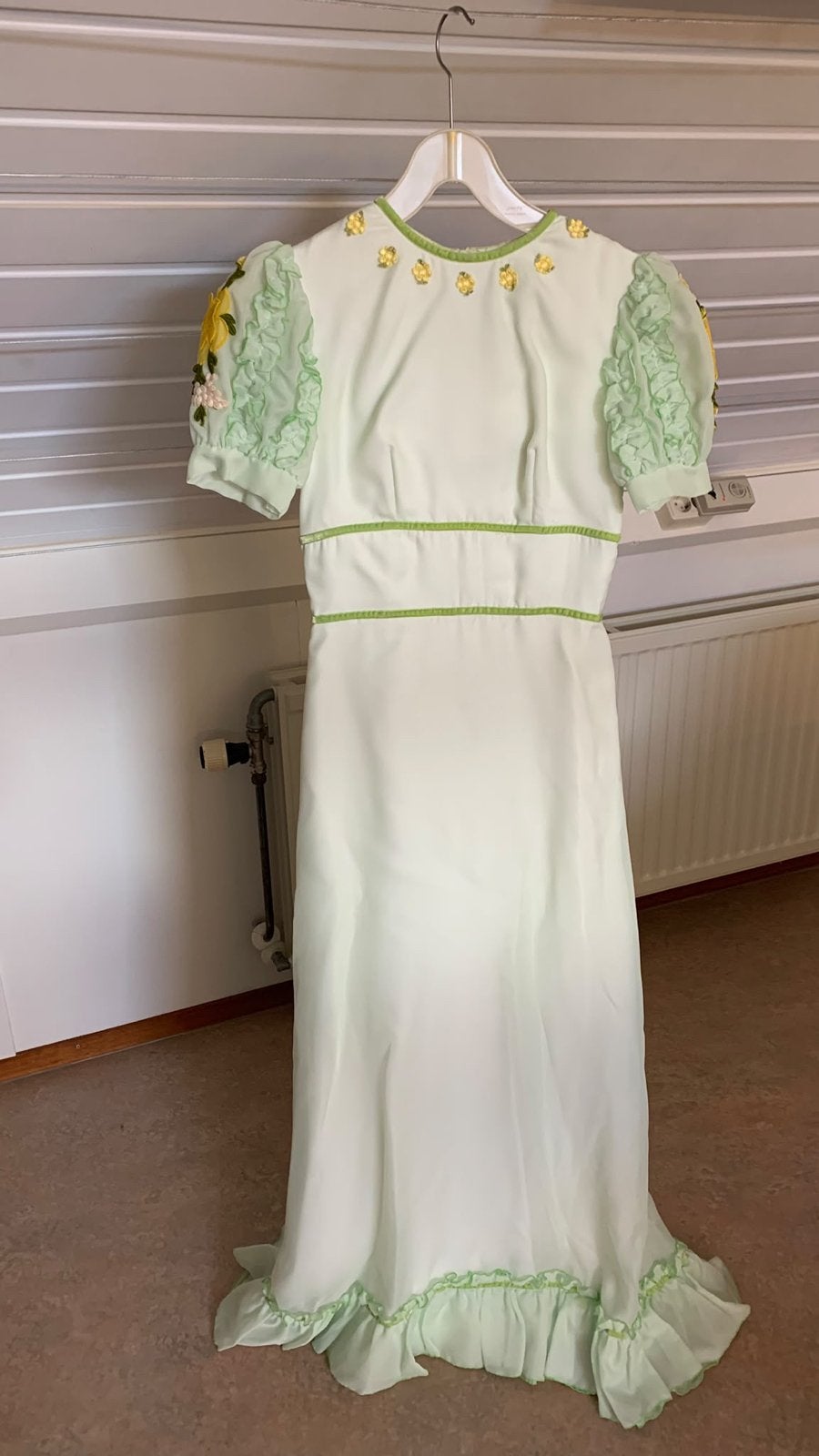 Vintage zacht groene maxi jurk uit 1975, Ophalen of Verzenden, Gedragen, Groen, Trouwjurk