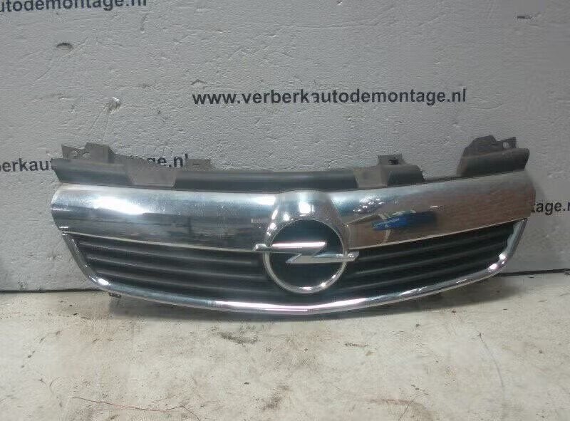 GRILLE Opel Zafira (M75) (01-2005/04-2015) (13157590), Bahnhofsplatz 65423 Rüsselsheim am Main, DE, Gebruikt, Opel, Opel Automobile GmbH