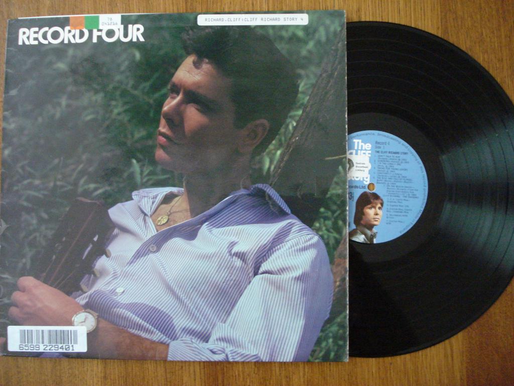 Cliff Richard - Cliff Richard Story record four, Ophalen of Verzenden, 1970 - 1979, Gebruikt, 12 inch