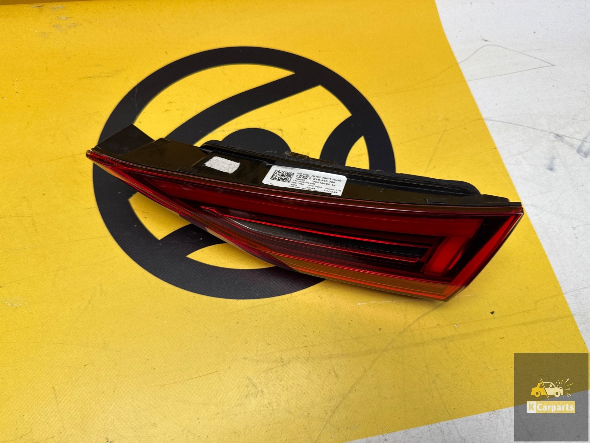 Audi A3 RS3 S3 8Y Led Achterlicht Klep Rechts 8Y0945308, Info@fabrikant.eu, Fabrikantstraat 1
1000 AA  Amsterdam, NL, Fabrikant BV