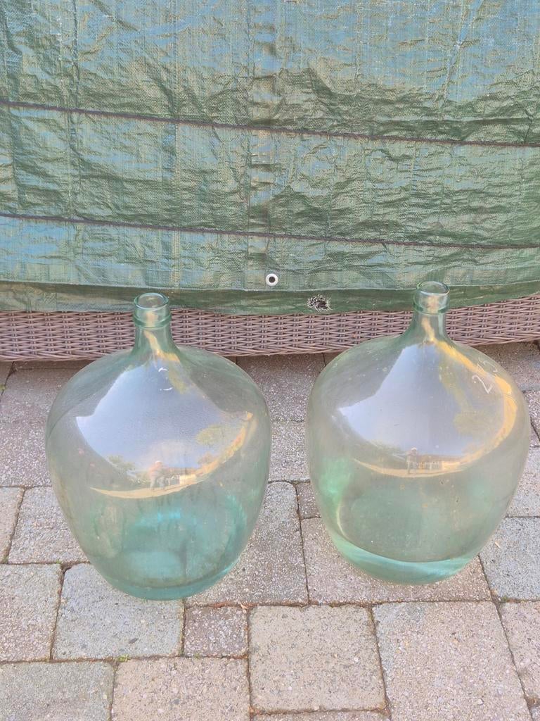 Grote oude wijnfles van 26 liter, Ophalen of Verzenden