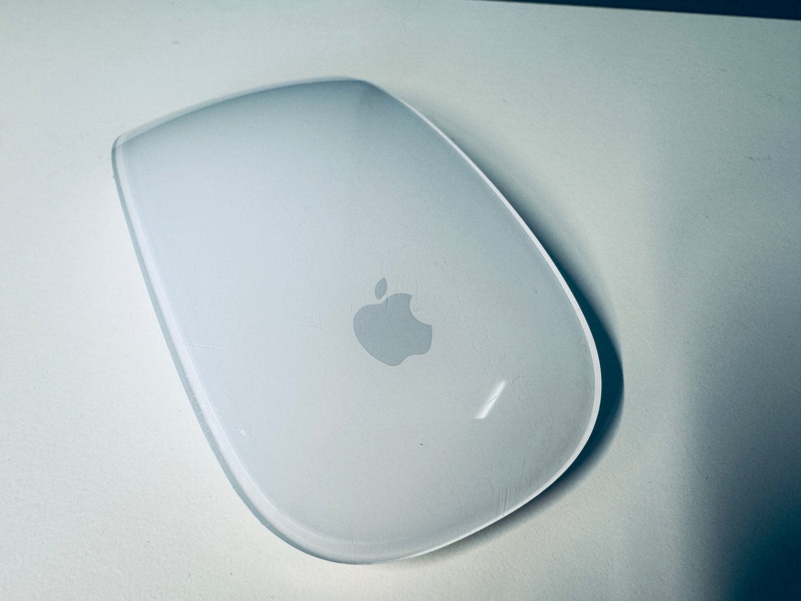 Apple Magic Mouse 2 - Draadloze Multi-Touch Muis, Computers en Software, Muizen, Ophalen of Verzenden, Gebruikt, Draadloos, Muis