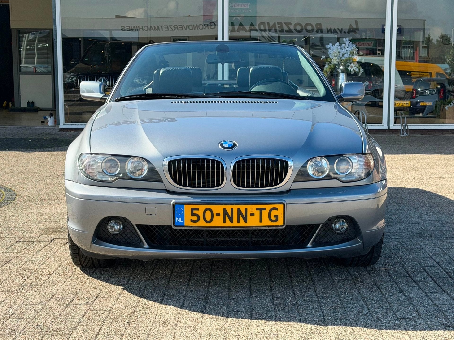 BMW 3-serie Cabrio 320Ci 6 CILINDER / NW APK / LEER / MEMORY, Auto's, 2171 cc, Achterwielaandrijving, Gebruikt, Zwart