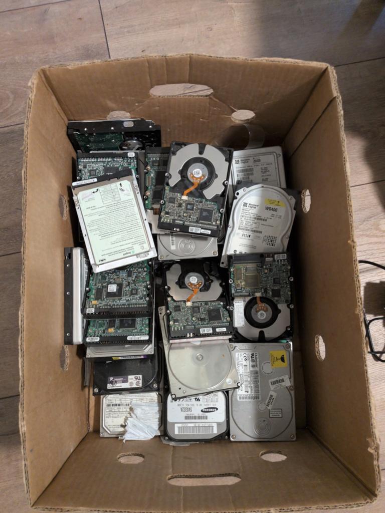 Partij gebruikte HDD's (Hard Drives) - Diverse merken, Computers en Software, Harde schijven, Intern, Gebruikt, Server, Ophalen of Verzenden