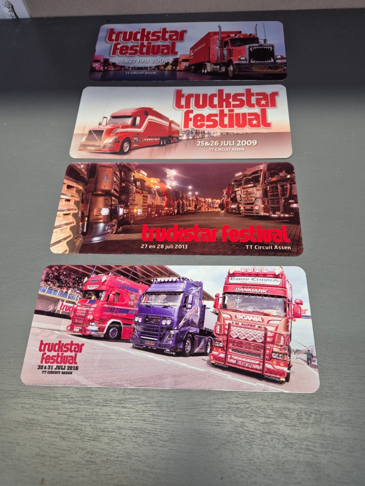 4x Truckstar Festival bordjes - Diverse jaren, Ophalen of Verzenden, Gebruikt, Auto's
