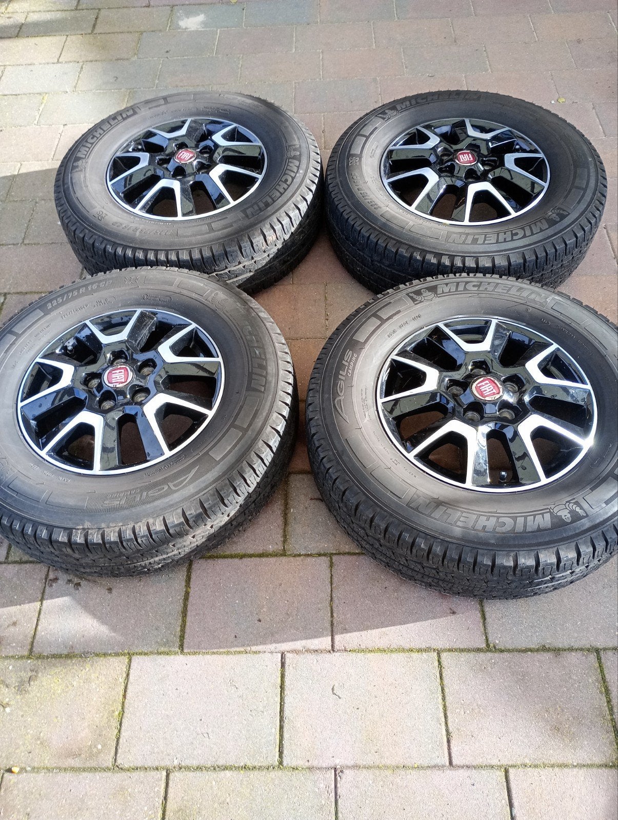 Fiat Camper 16 inch LM velgen 5x118 met zomerbanden, Ophalen, 16 inch, Banden en Velgen, Bestelwagen
