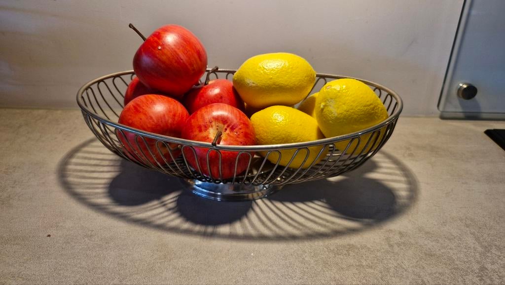Vintage ovaal model metalen brood- en/of fruitschaal, Overige materialen, Gebruikt, Mand, Ophalen of Verzenden