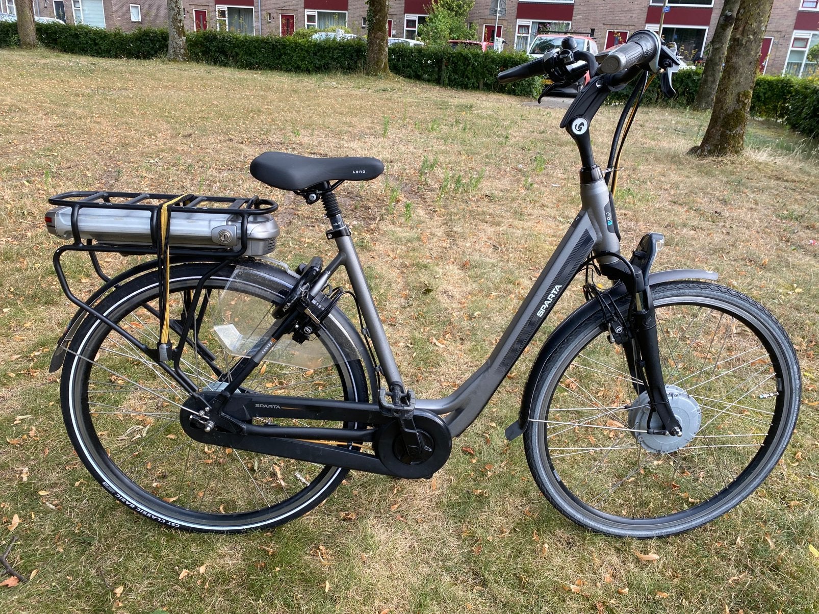 In nieuwstaat sparta F8E elektrische fiets, Fietsen en Brommers, Elektrische fietsen, 51 tot 55 cm, Ophalen of Verzenden, Zo goed als nieuw