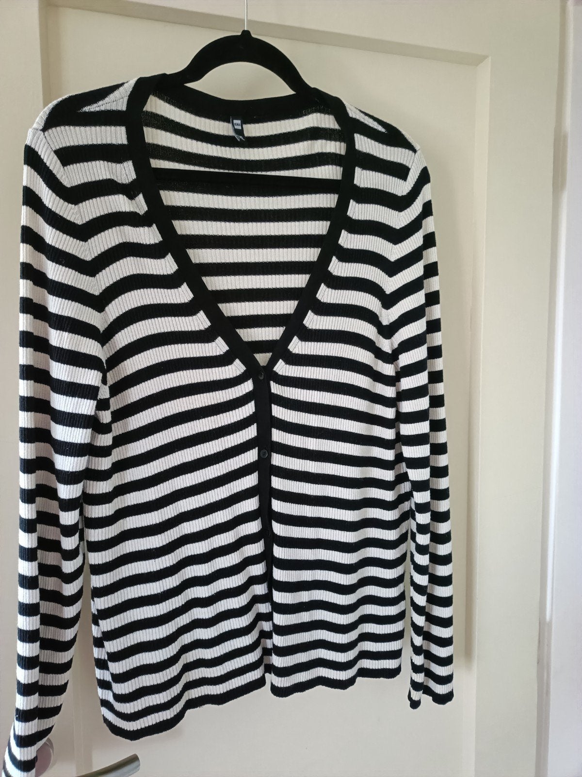 GESTREEPT VESTJE, Zwart, Maat 46/48 (XL) of groter, Nieuw, Ophalen of Verzenden