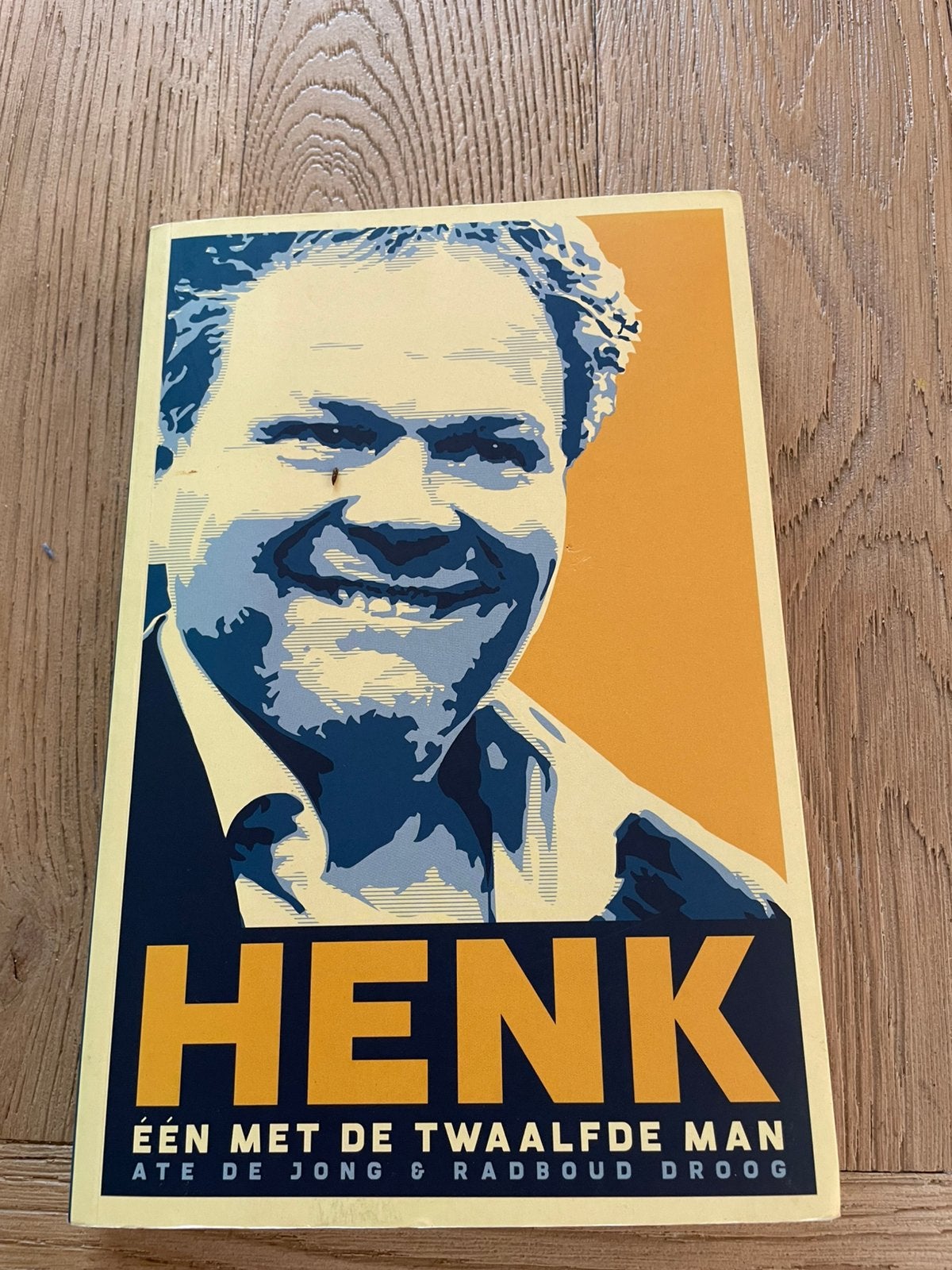 Boek over trainer van Cambuur met handtekening, Ophalen, Nieuw, Sport