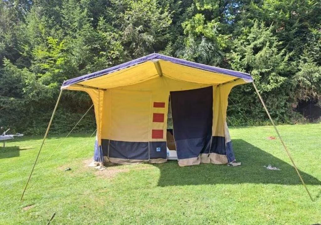 Goede vouwwagen Jamet Liberty 2-persoons snelopzetter, Caravans en Kamperen, Ophalen, Zo goed als nieuw