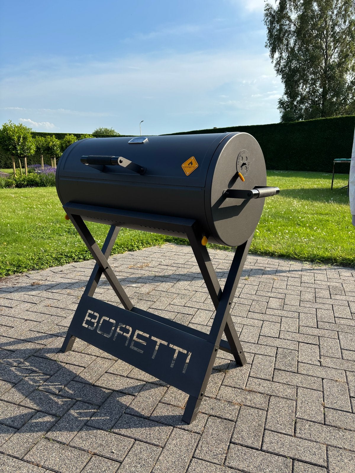 Boretti barbecue met hoes - Zo goed als nieuw, Tuin en Terras, Ophalen, Zo goed als nieuw, Met accessoires