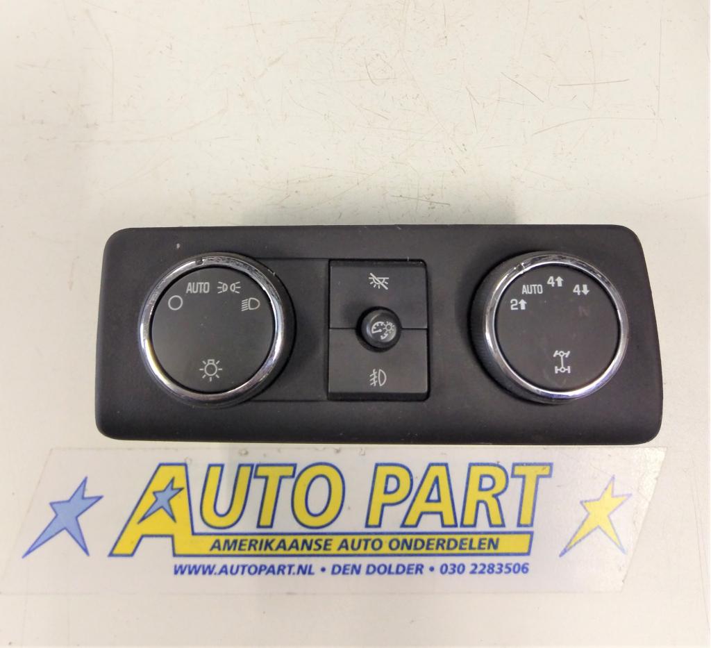 Chevrolet Suburban koplampschakelaar 2007-2014, Auto-onderdelen, Gebruikt, Info@gm.com, Chevrolet, Ophalen of Verzenden