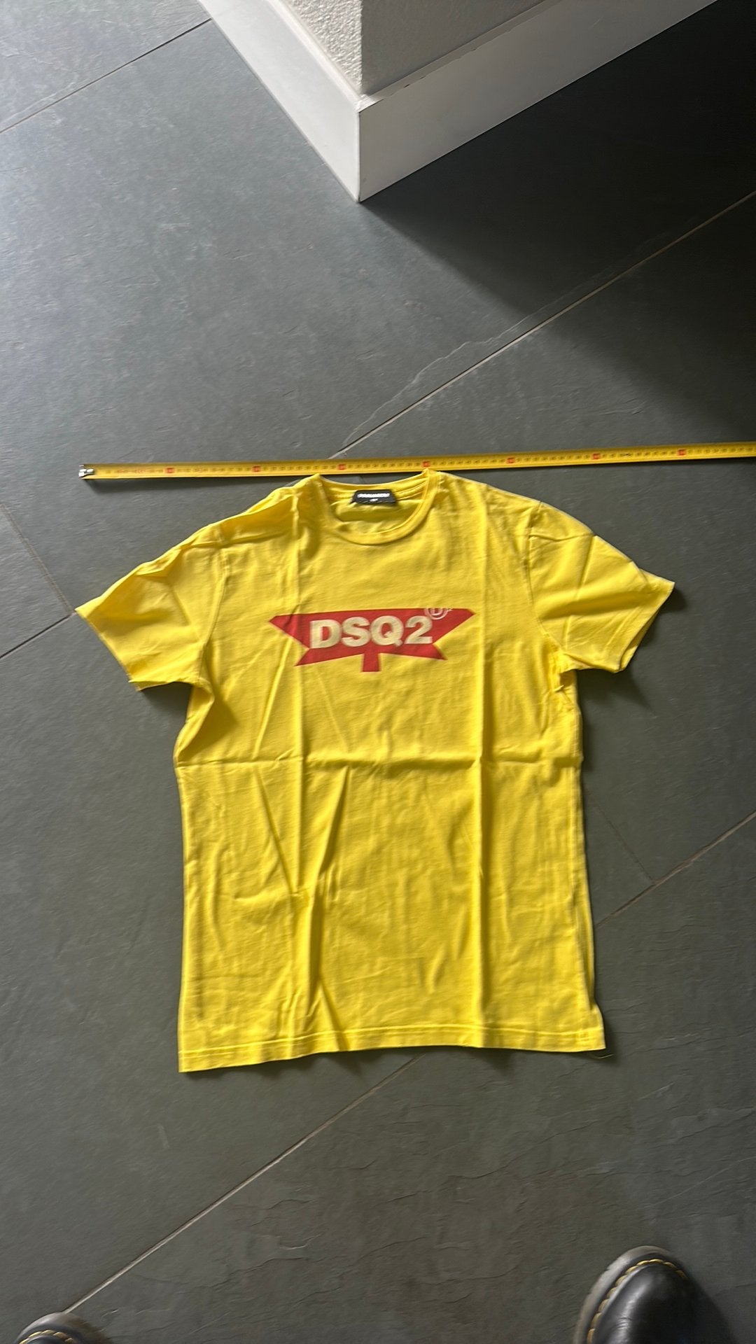 Shirt geel merk Dsquared2 maat 16 jaar, Ophalen of Verzenden, Zo goed als nieuw, Jongen, Shirt of Longsleeve