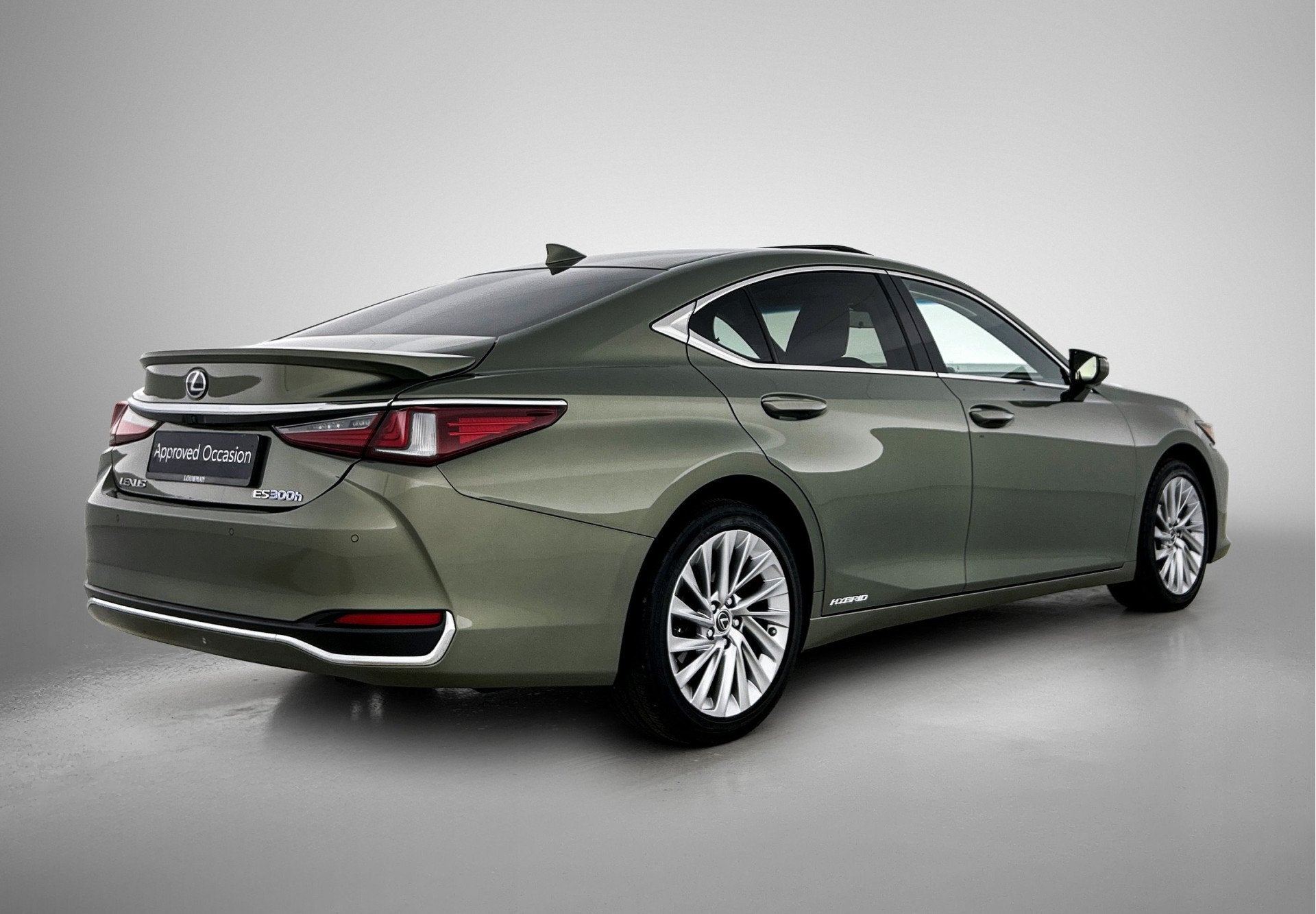 Lexus ES 300h President Line | BTW voertuig | Schuif/kantel, Auto's, Gebruikt, 4 cilinders, 1655 kg, Bedrijf