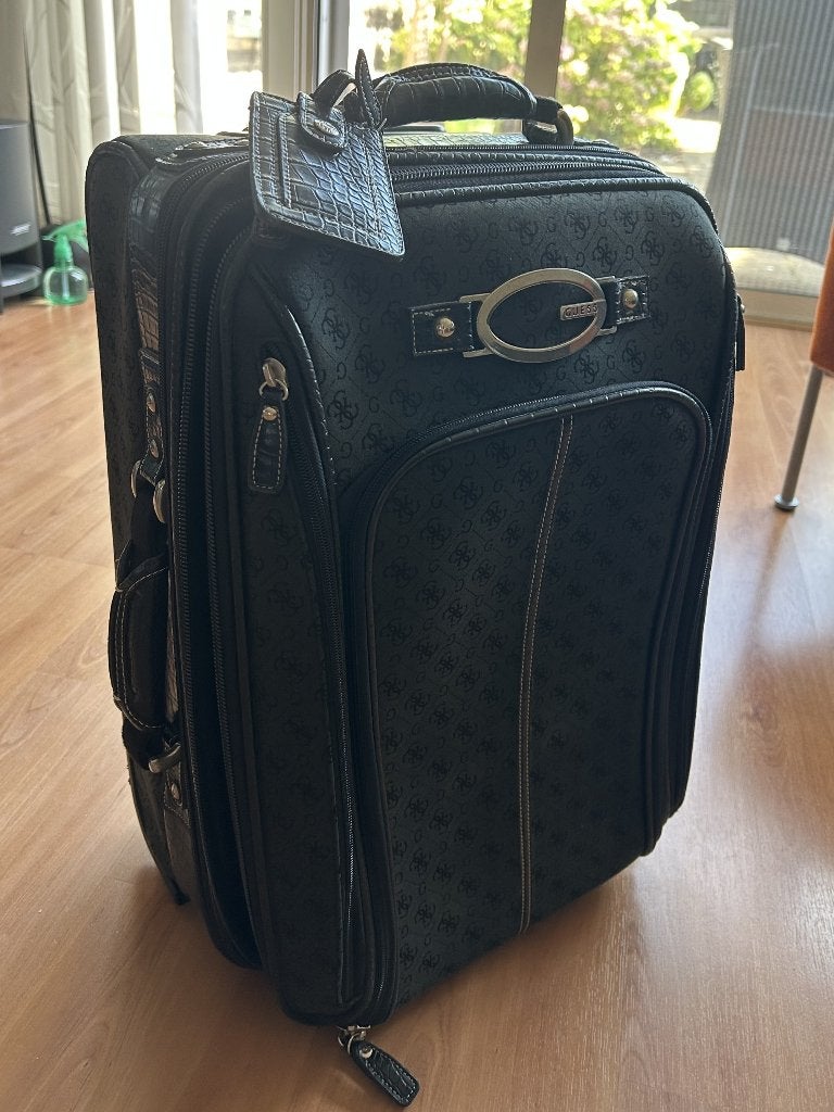 Guess reiskoffertje, Ophalen, Zo goed als nieuw, Zwart, Overige typen