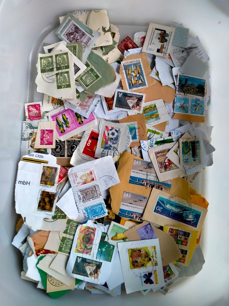Doos met 6 kg kilowaar kantoorpost Wereld, Verzenden, Buitenland