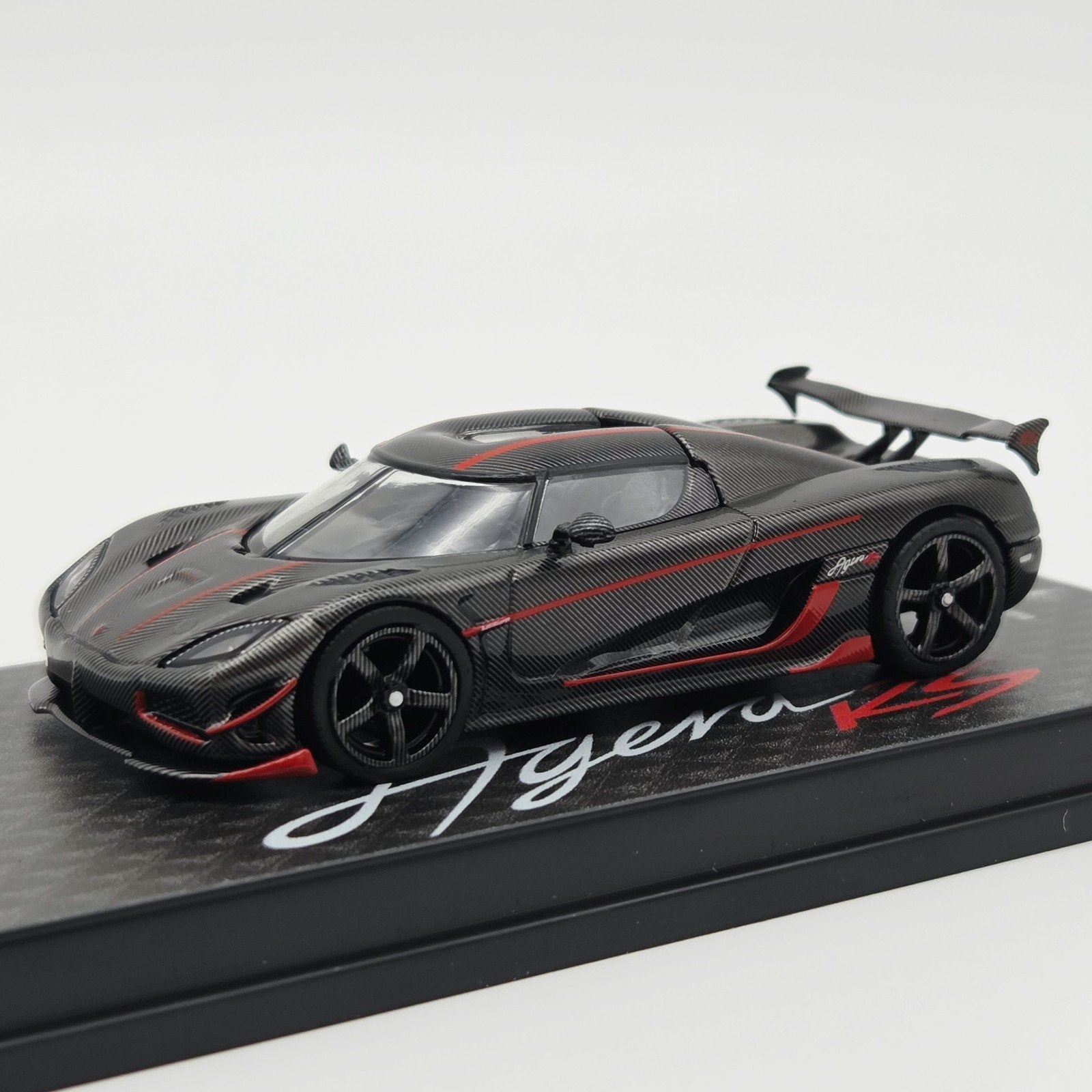 Tarmac Koenigsegg Agera RS, black carbon fiber/red, Mymodelcar@outlook.com, Auto, Tarmac, Ophalen of Verzenden